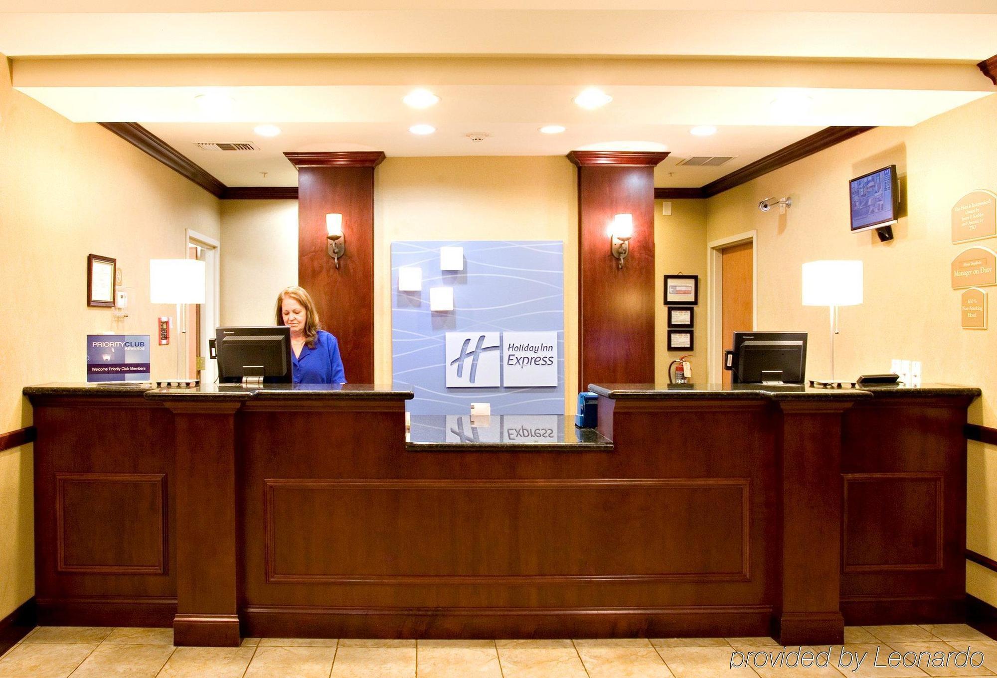 Holiday Inn Express & Suites Selma By Ihg Nội địa bức ảnh