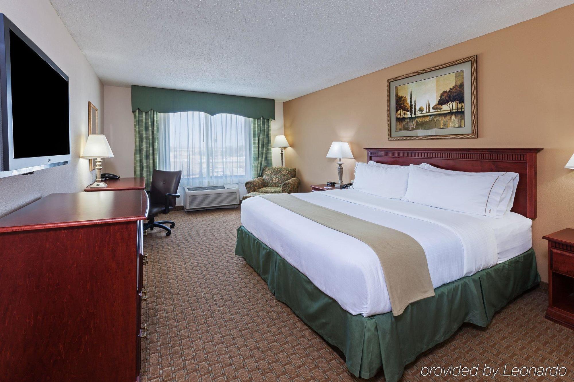 Holiday Inn Express & Suites Selma By Ihg Ngoại thất bức ảnh
