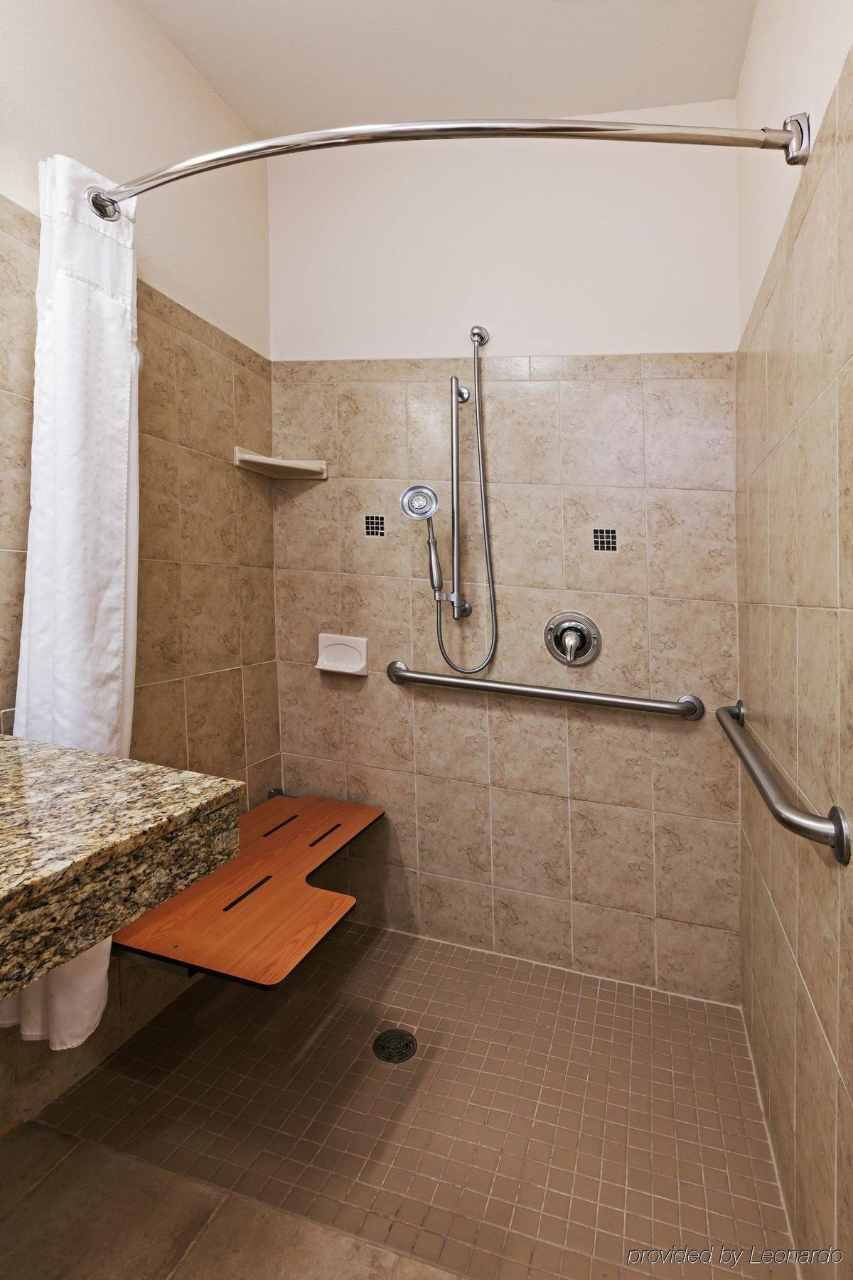Holiday Inn Express & Suites Selma By Ihg Ngoại thất bức ảnh