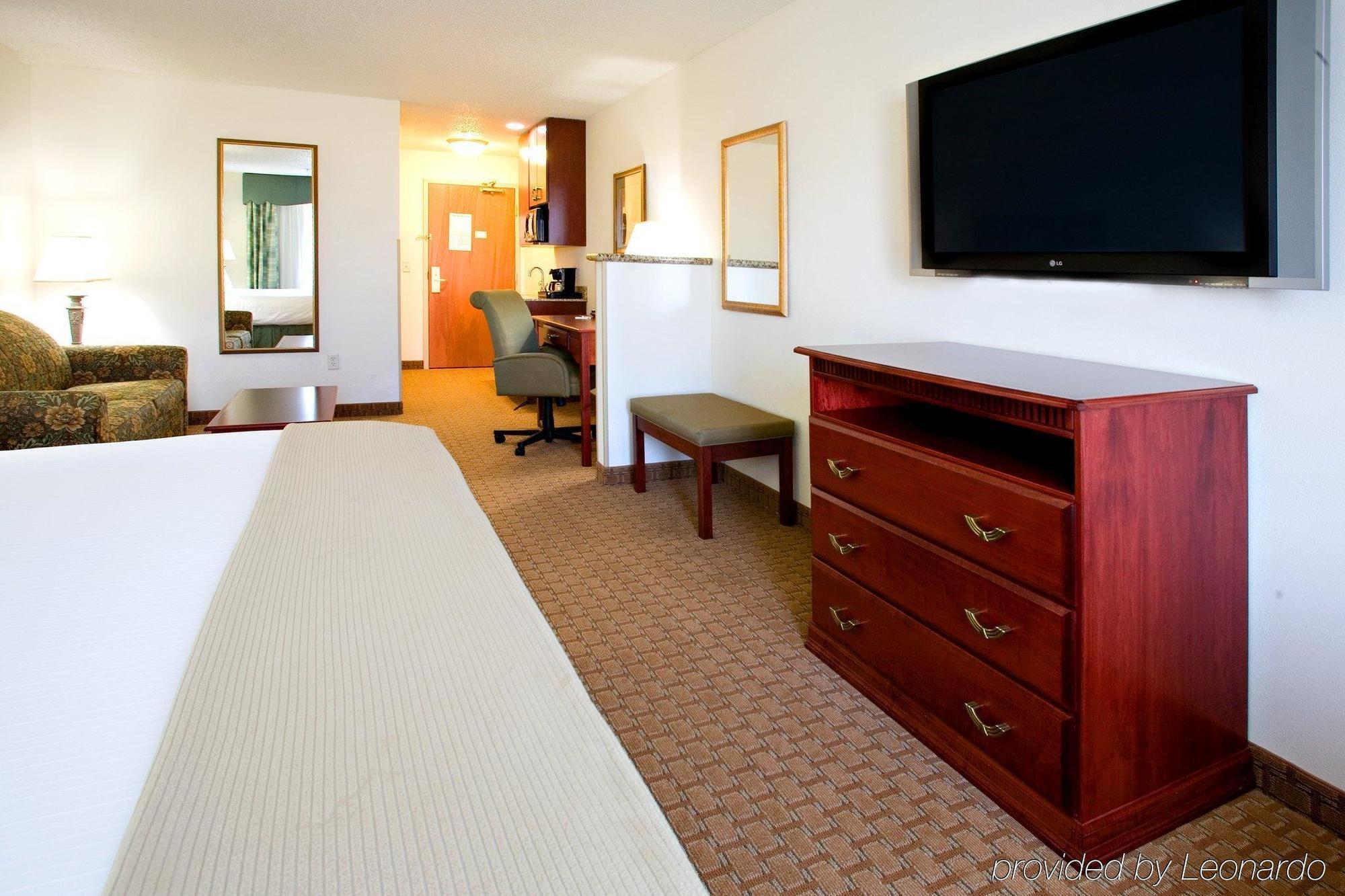 Holiday Inn Express & Suites Selma By Ihg Phòng bức ảnh